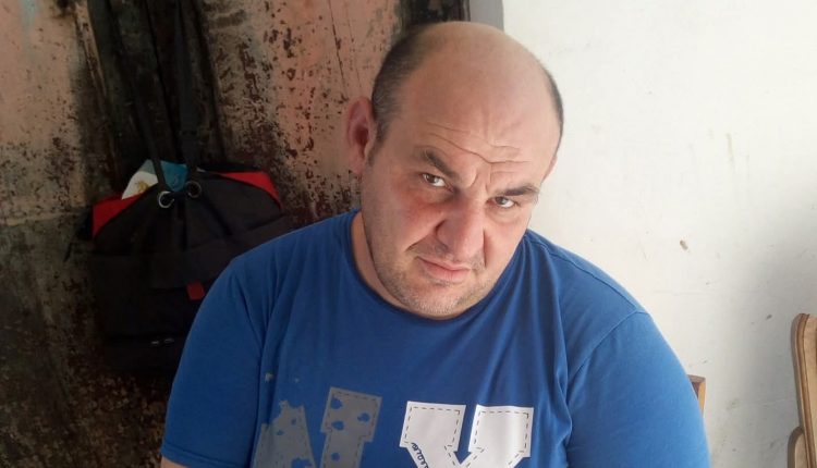 Il duplice omicidio di Pollena Trocchia, confessa l’assassino: è Mario Landolfi e ha ucciso due donne in giorni diversi, dicendo di aver avuto con entrambe una colluttazione