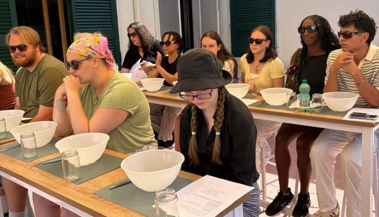 Dagli States al Vesuvio: al Polo della Sostenibilità Ambientale gli studenti della Colorado University a lezione di sostenibilità, biodiversità e partecipazione civica