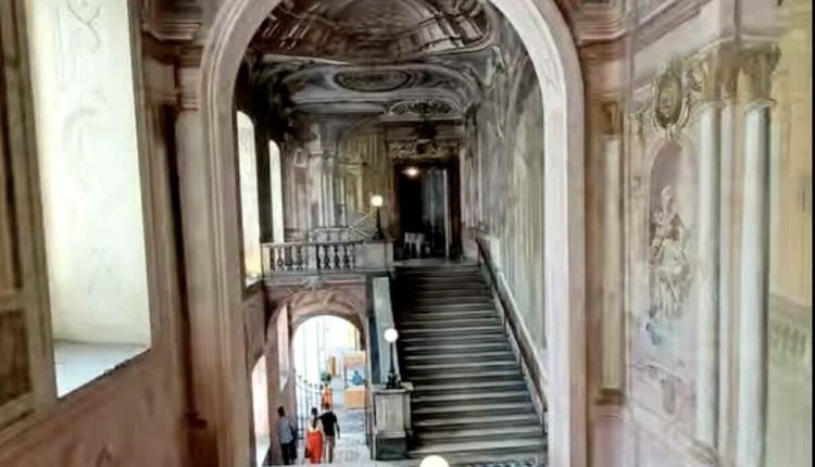 Portici, completato il restauro del Piano nobile della Reggia: domani l conferenza stampa di presentazione col rettore Loreto, il sindaco di Portici Claudio Teodoro e quello Metropolitano Gaetano Manfredi